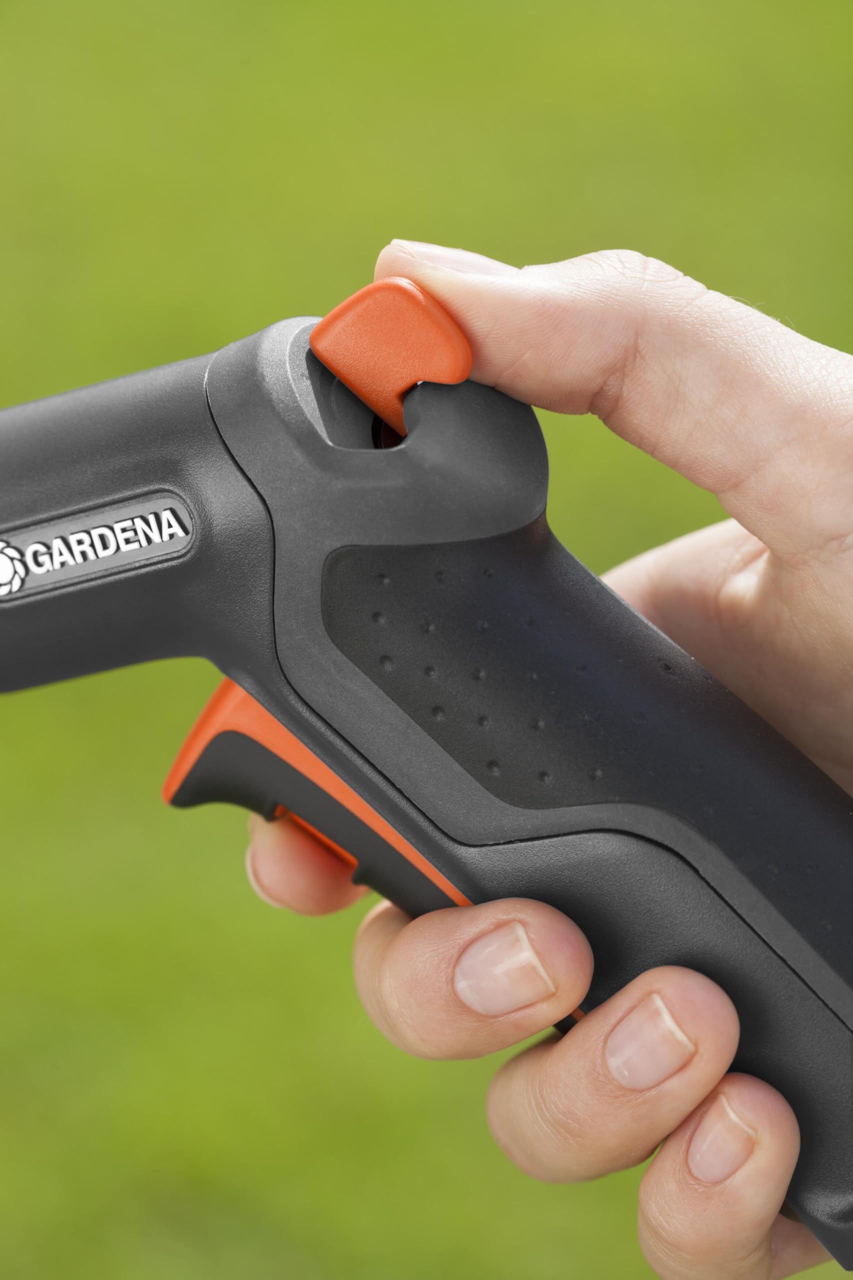 gardena-premium-reinigungsspritze-18305-20-mit-impulsausl-ser-frostschutz image 5