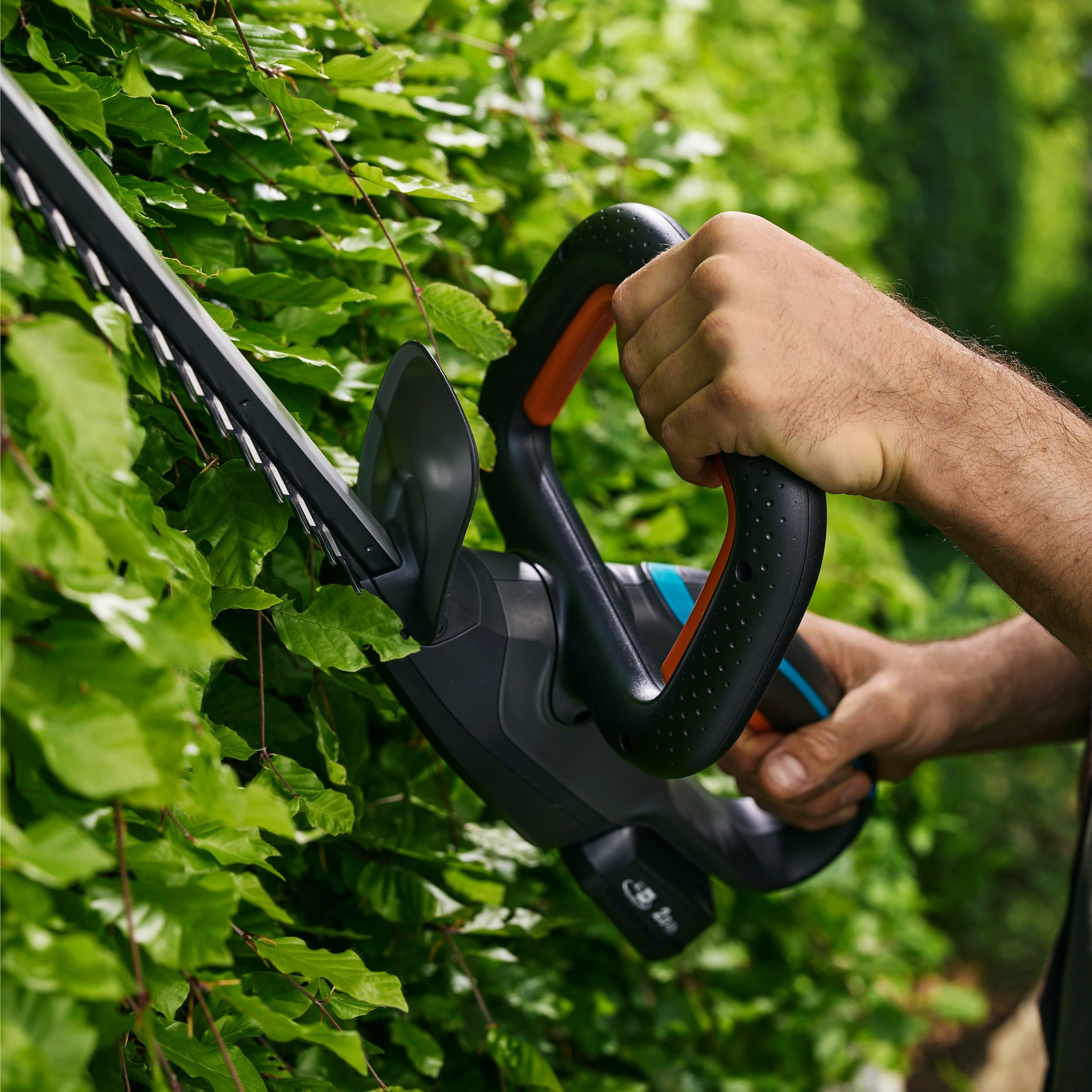 gardena-easycut-45-18v-p4a-solo-akku-heckenschere-14734-55 image 2