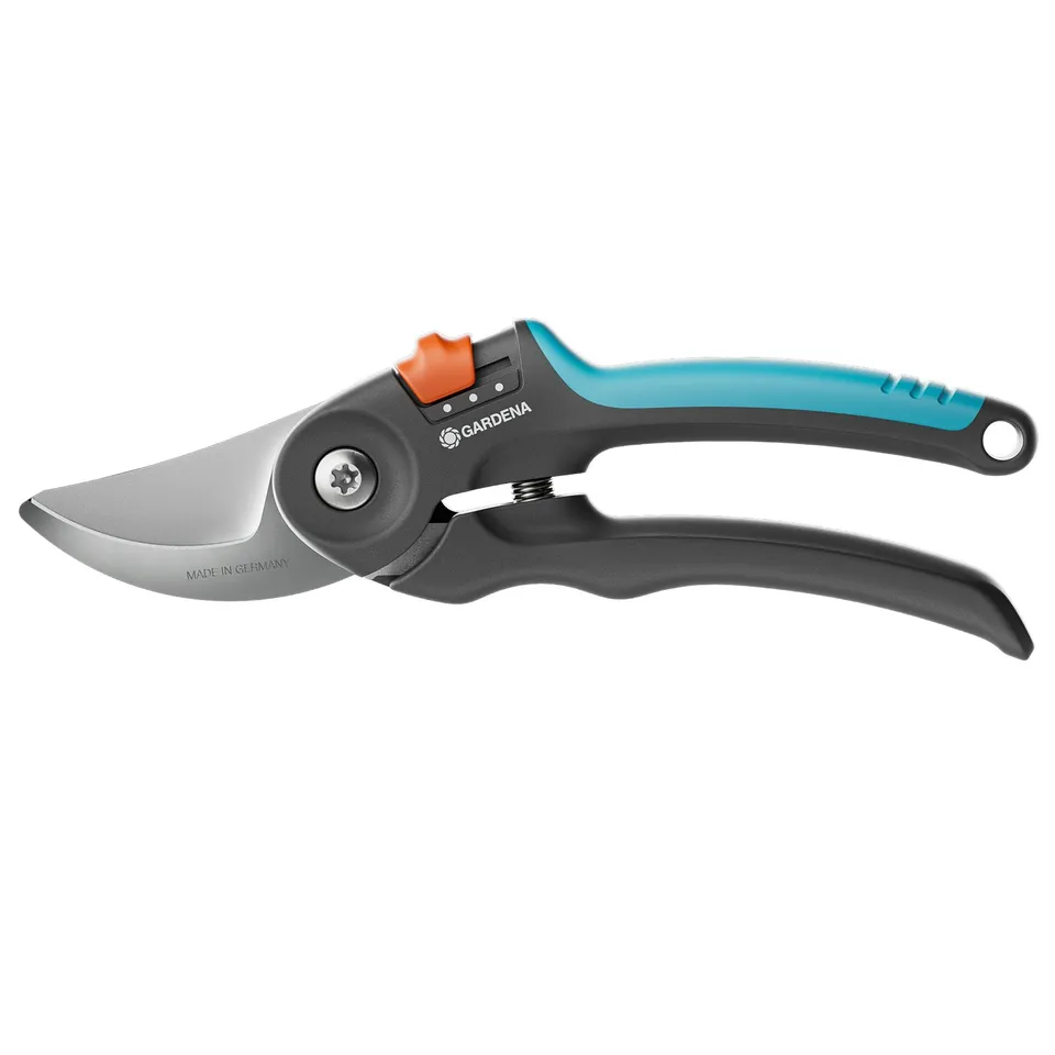 gardena-premiumcut-flex-gartenschere-12242-20-bypass-24-mm image 1
