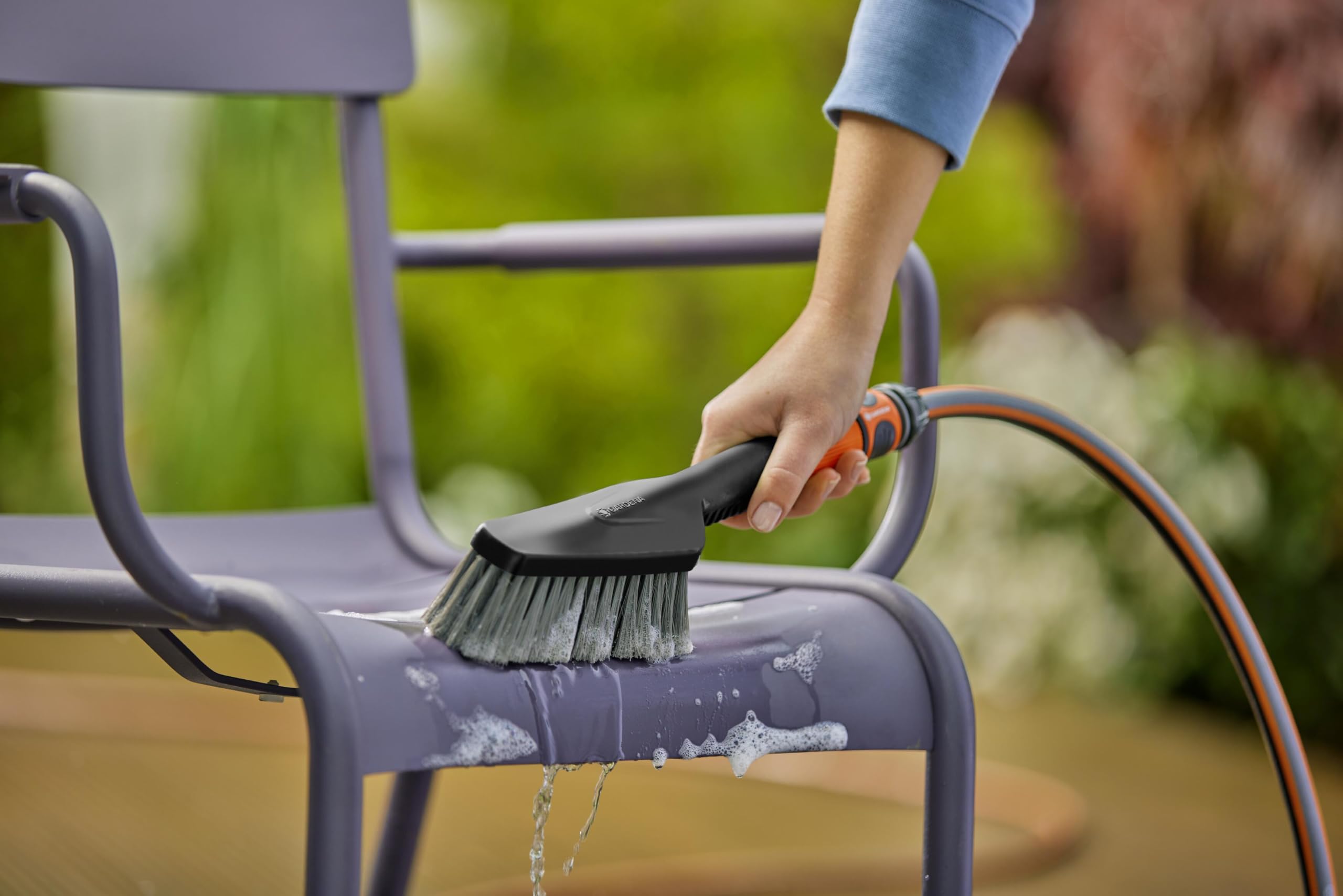gardena-cleansystem-wasch-set-mit-handb-rste-s-soft-18860-20 image 6