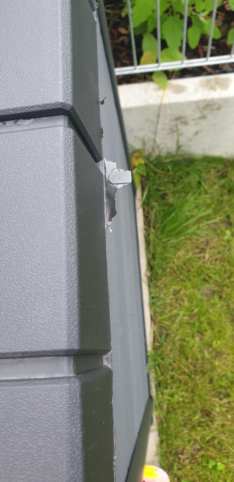 Sitzbank und Stauraum in einem