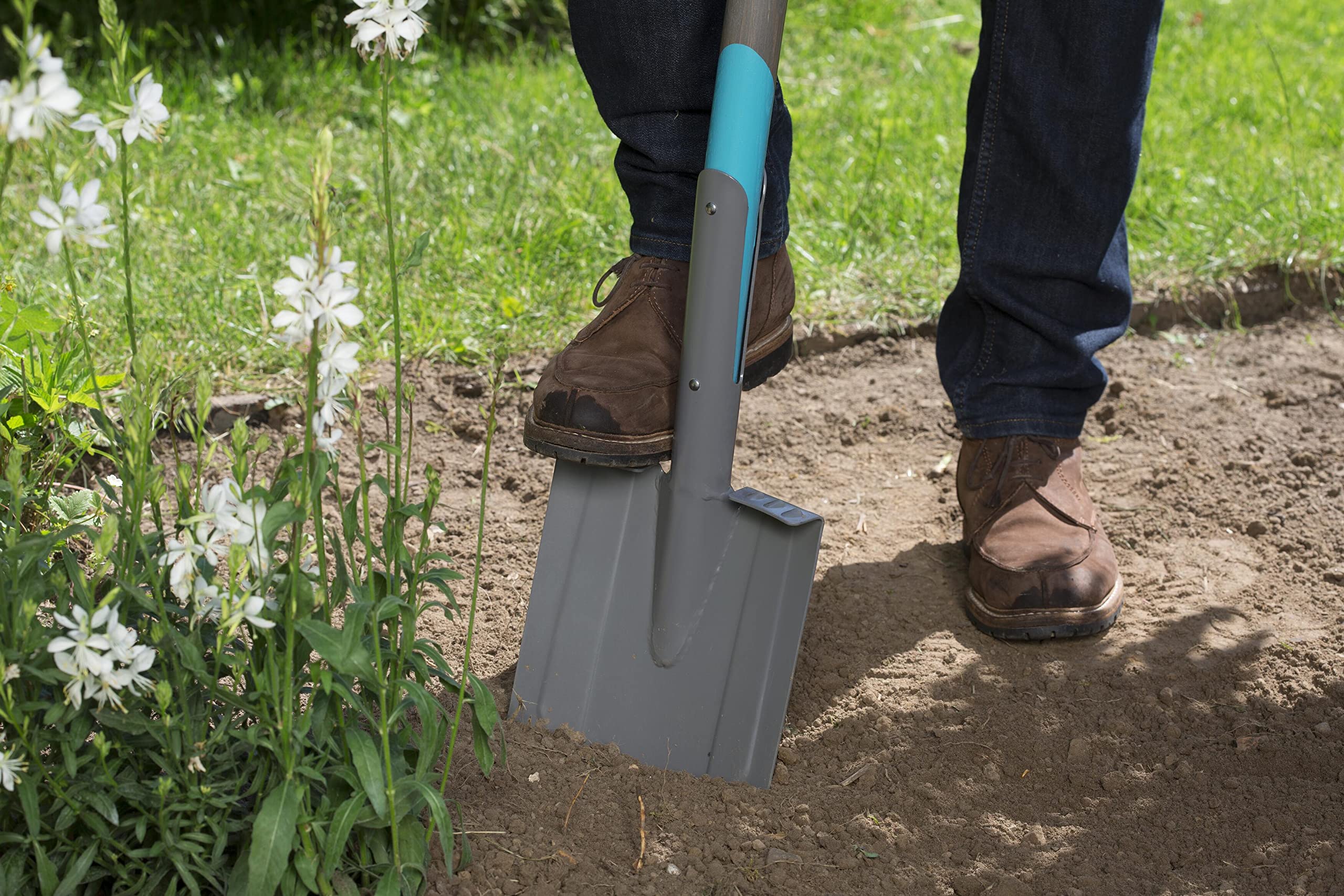 gardena-natureline-17001-spitz-spaten-117-cm-gartenspaten-aus-eschenholz-und-qua image 5