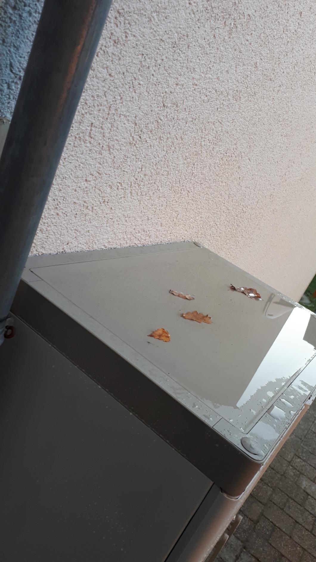 Guter Schrank für Terrasse