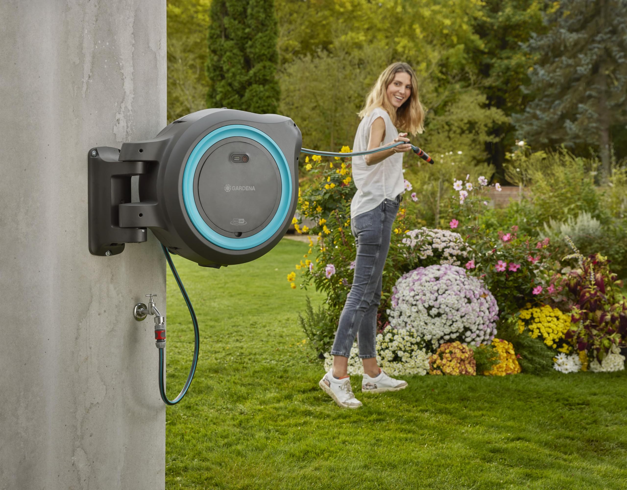 gardena-powerroll-xxl-solo-18645-55-akku-wand-schlauchbox-mit-40-m-schlauch image 6