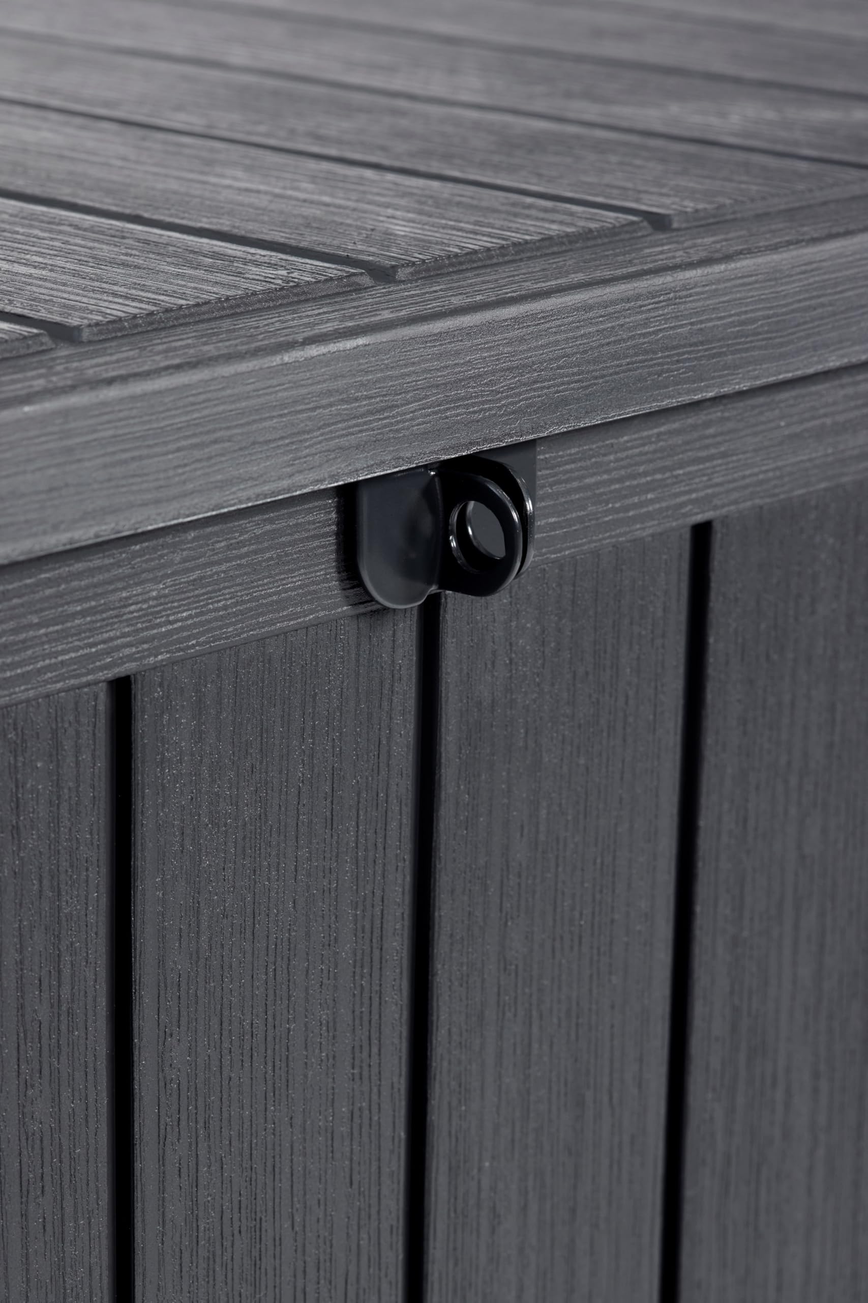 keter-southwood-gartenbox-auflagenbox-643-l-holzoptik-grau-146-x-74-x-70-cm image 4