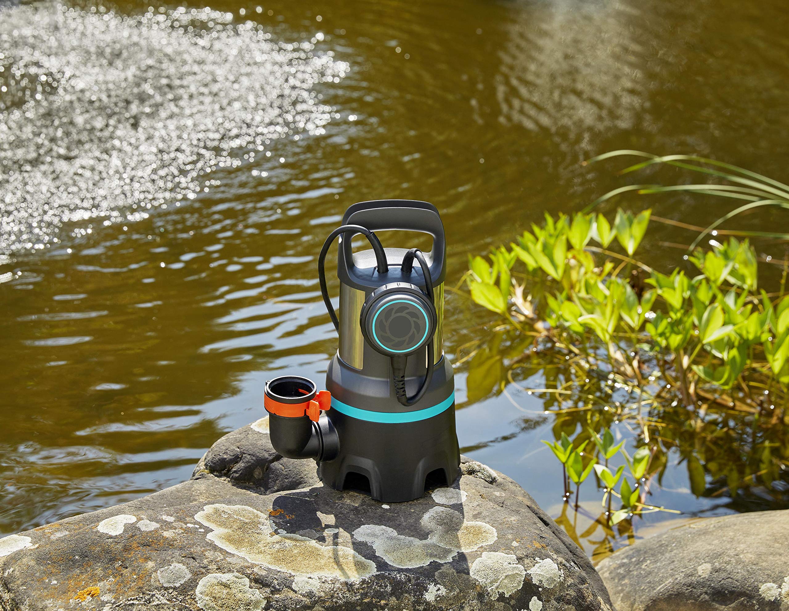 gardena-schmutzwasser-tauchpumpe-16000-9042-20-16-000-l-h-450-w image 7