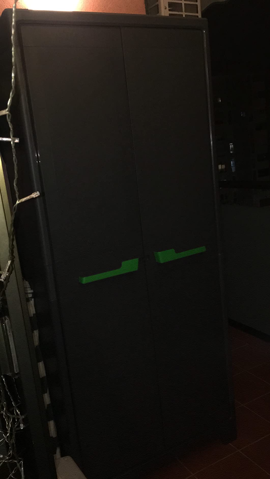 Praktischer Hochschrank