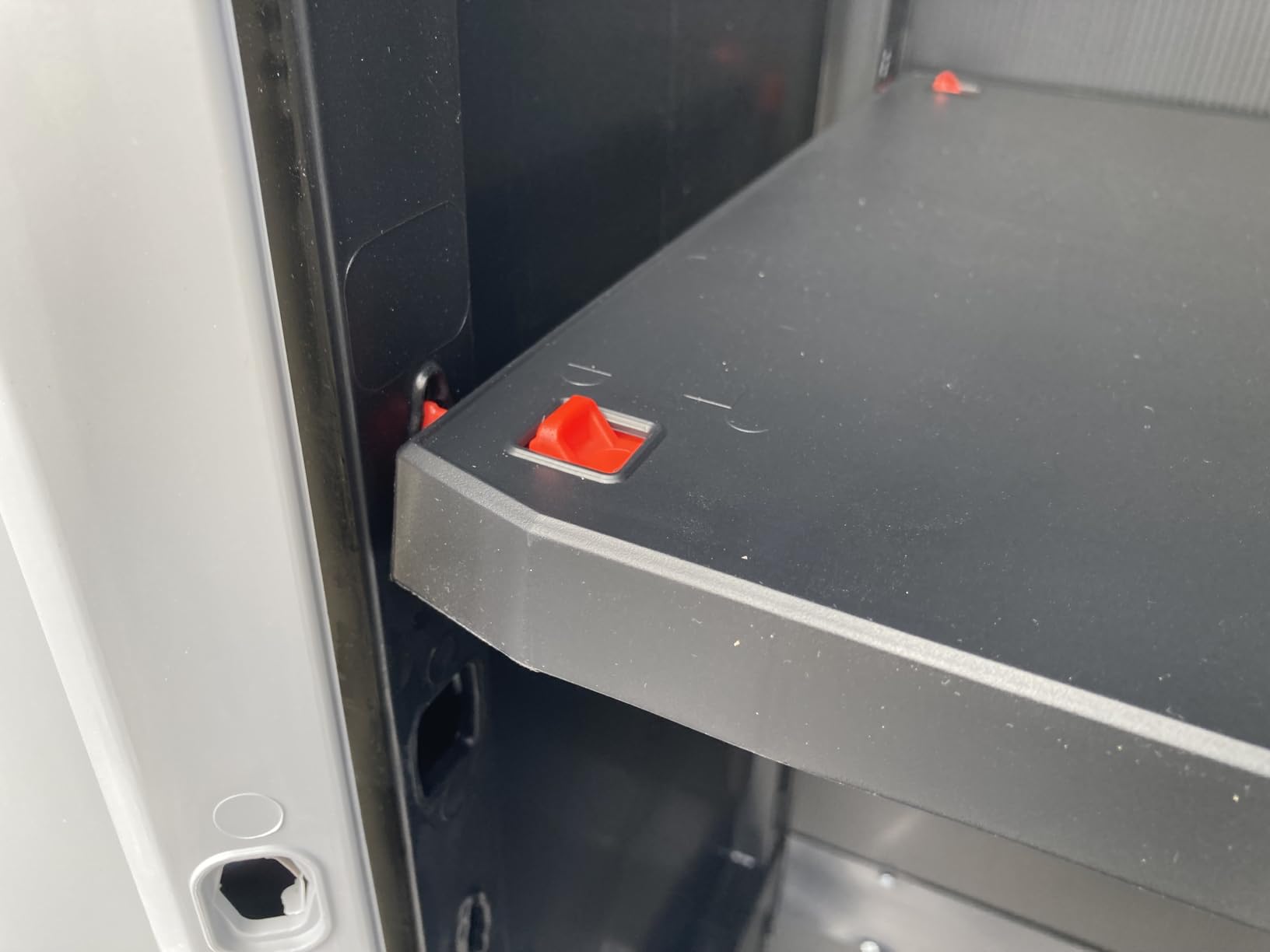 Praktischer kleiner Schrank